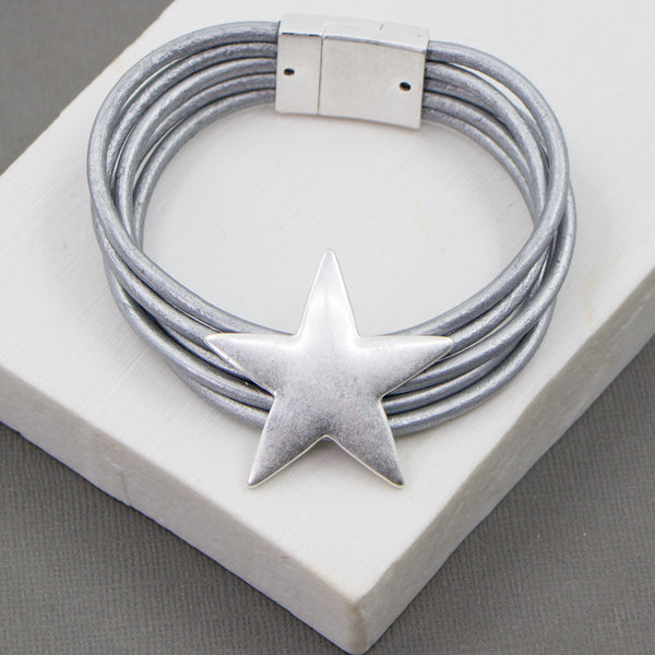 Statement star on leather bracelet with magnetic clasp