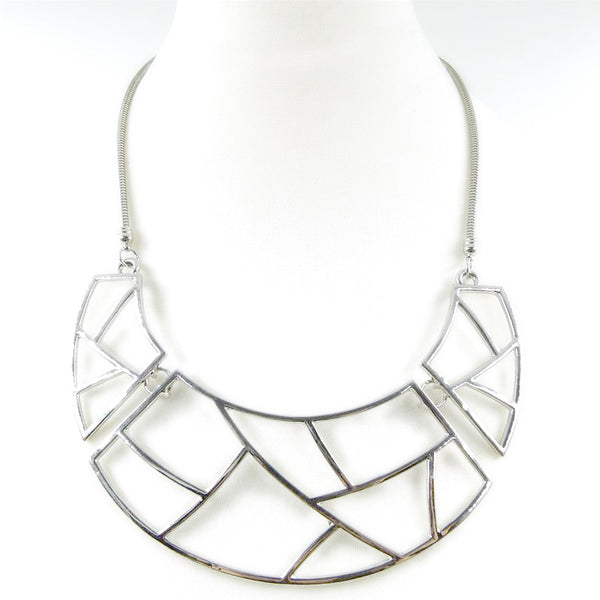 Cut out collar necklace on short snake chain