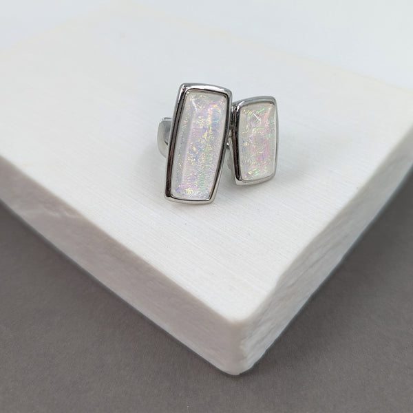 Stretchy opal ring