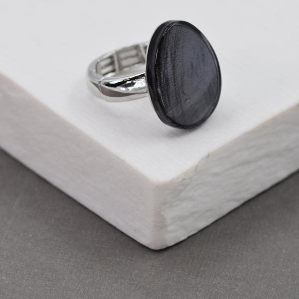 Oval grey resin stretchy ring