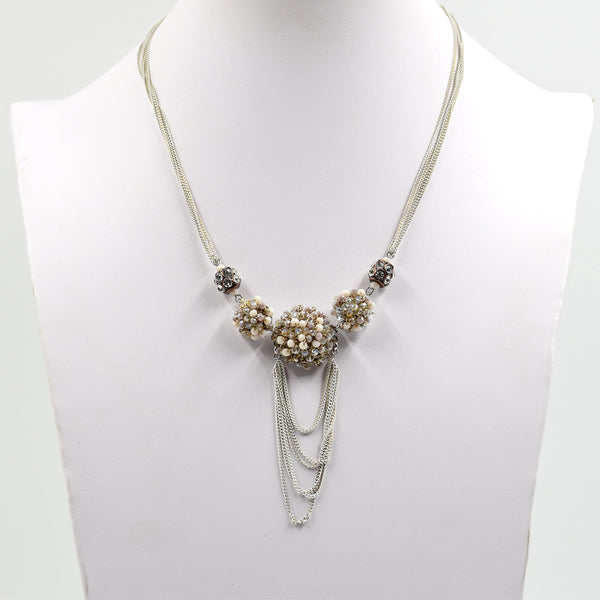 Elegant short necklace with bead cluster & chain detail