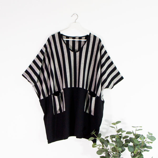 Extra large cotton jersey boxy top with horizontal stripes and pockets