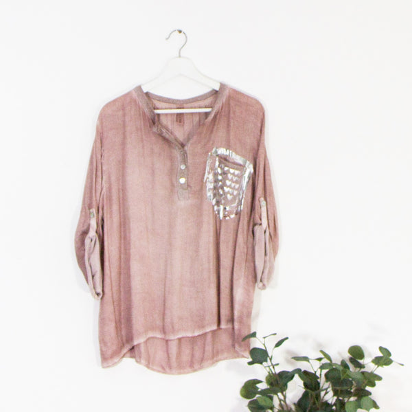 Long sleeve top silver edging and hot print heart pocket