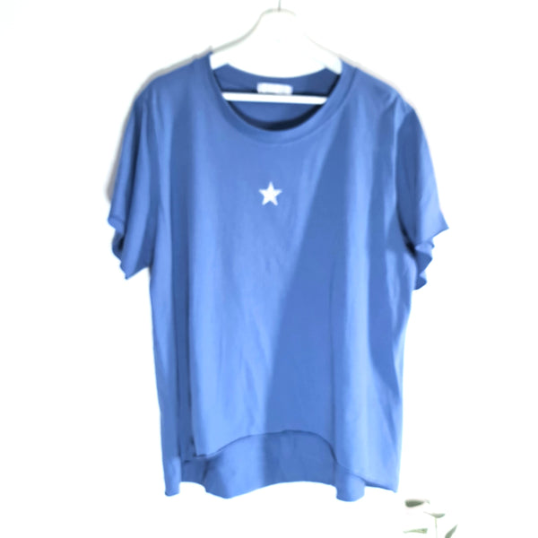 Free size jersey top with little silver star and raw edge