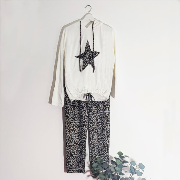 Leopard star motif lounge set