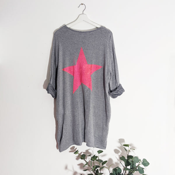 Long line v-neck cosy top with star motif on back