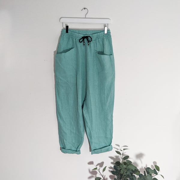 Plain linen low crotch trousers with front pockets (M)