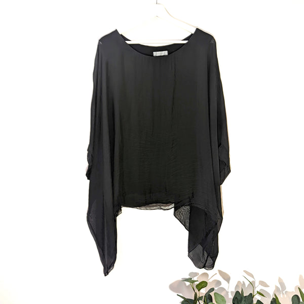 Plain silk tunic with comfortable attached undergarment (O/S)