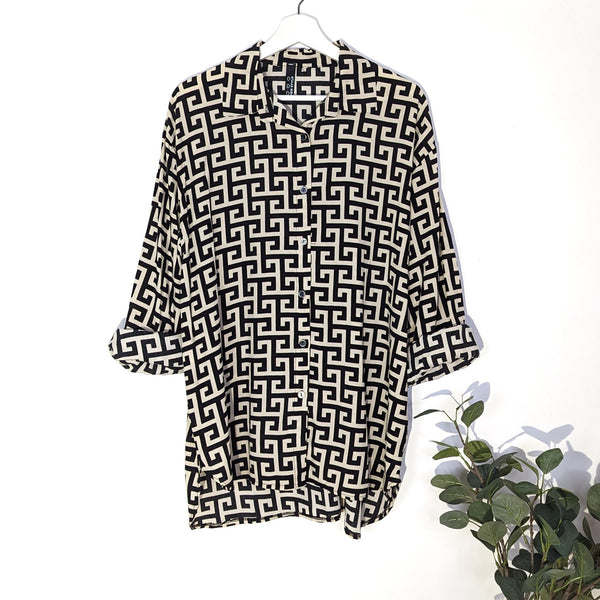 'Givenchy' style repeat print hi-lo top shirt