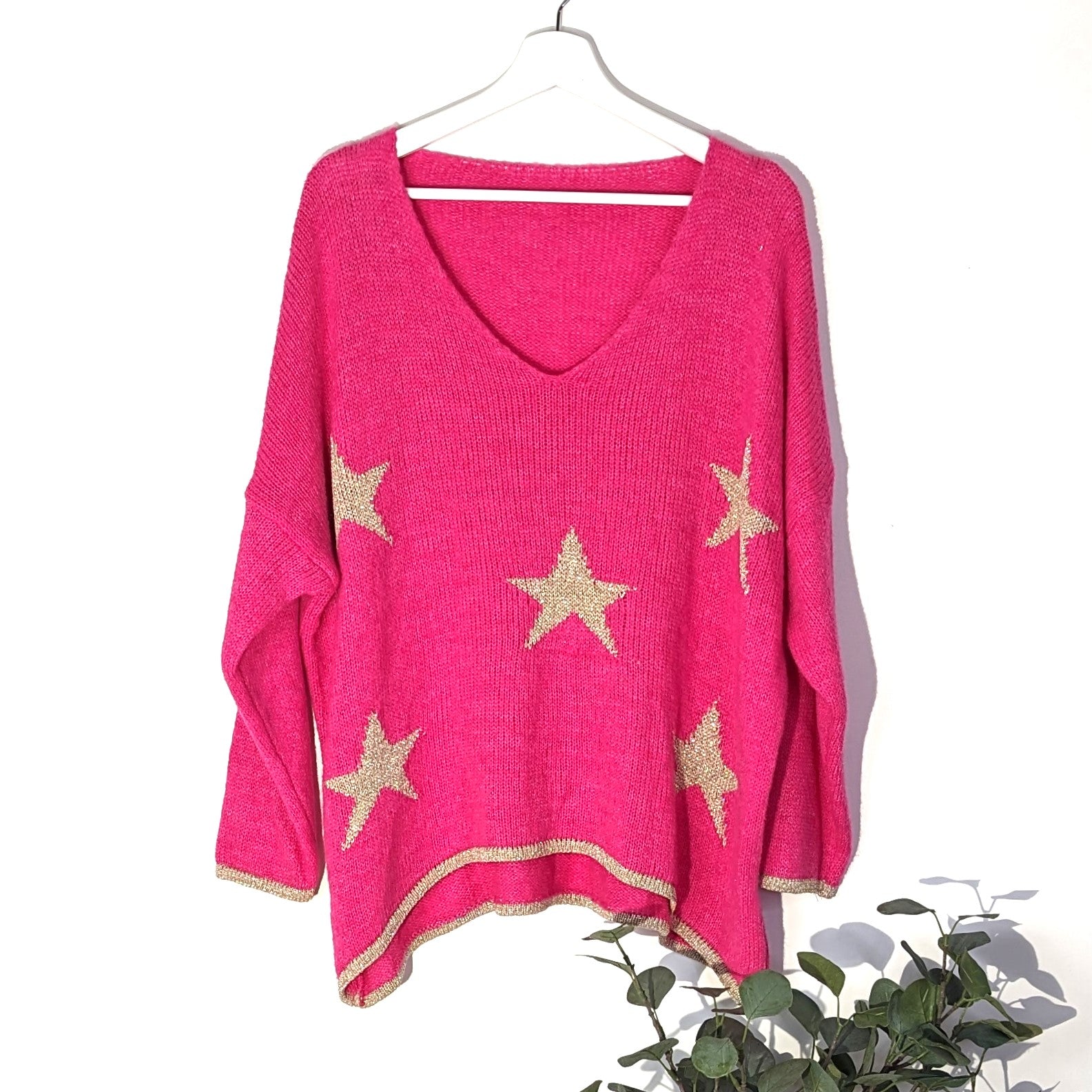 Golden star and trim hi-lo V-neck jumper (M-L) – Tempest Designs
