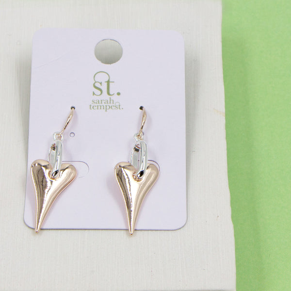 Contemporary heart hook earrings with structure