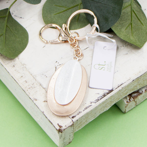 Pebble shape key ring