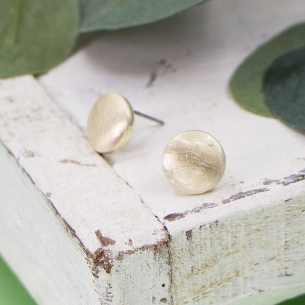 Soft hammered circle stud earrings
