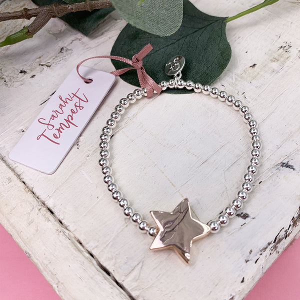 Stretchy beaded star bracelet