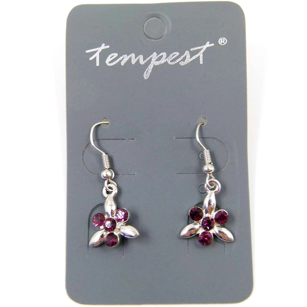 Delicate drop earring with crystals