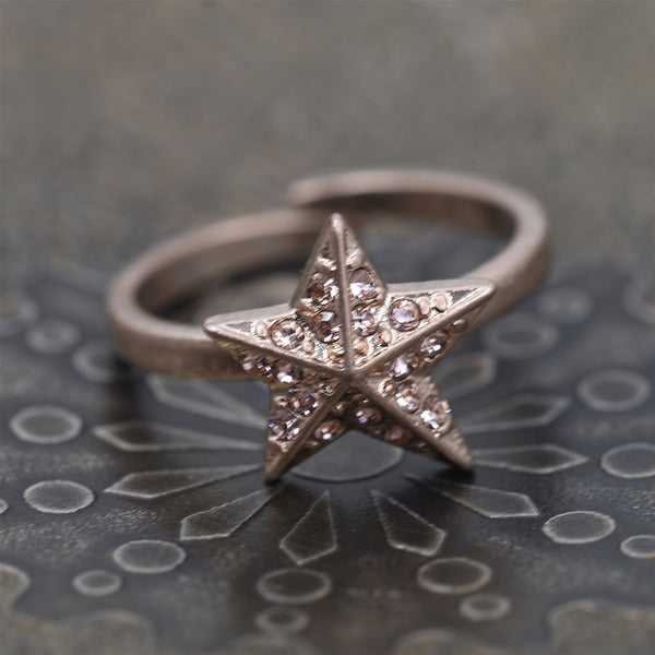 Little vint stone studd'd adjust star ring>>