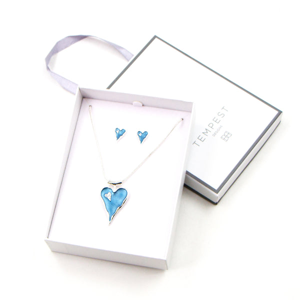 Contemporary enamel heart set