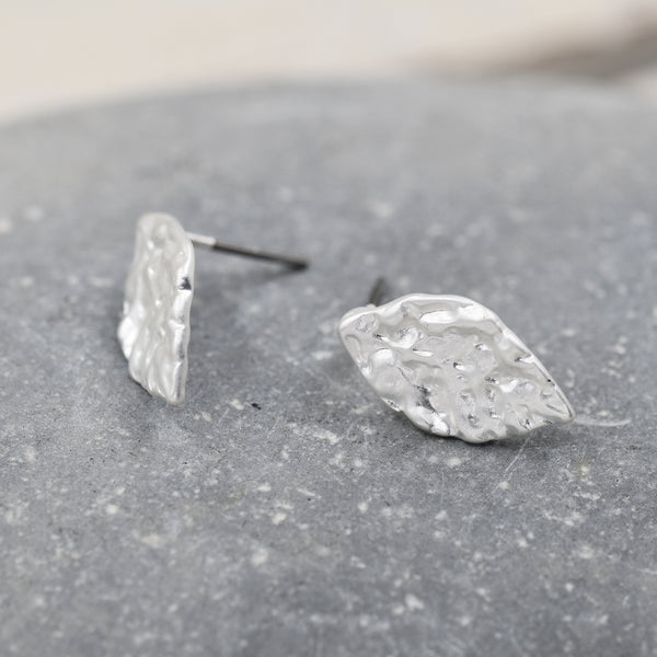Mini leaf impression earrings