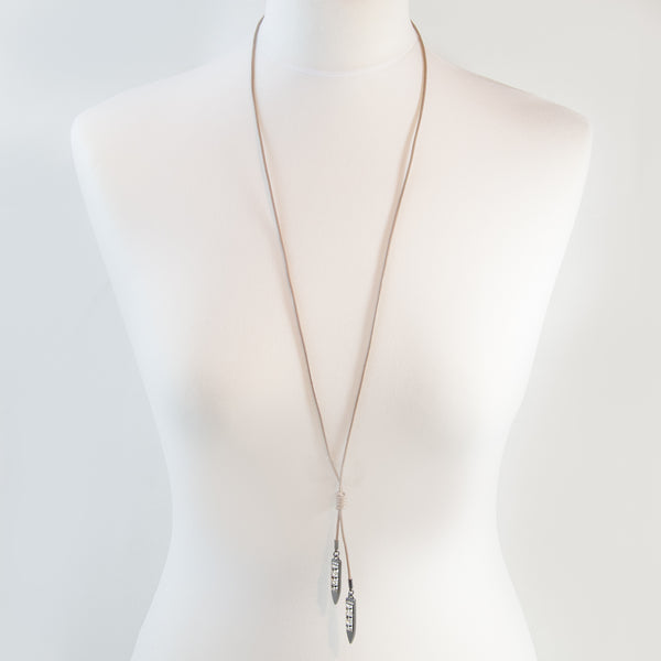 Crystal point component lariette style long necklace