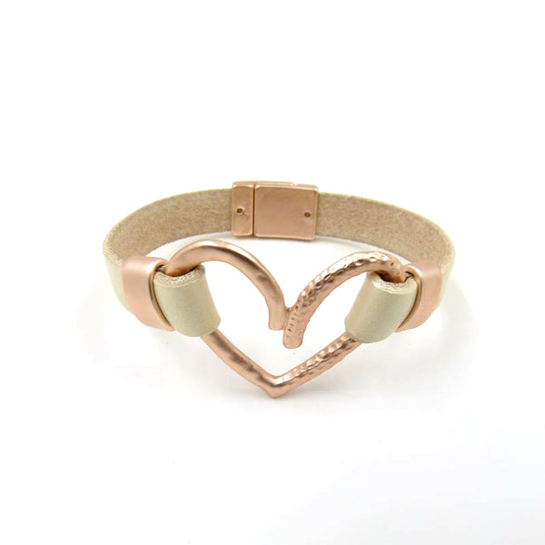 Contrast smooth & beaten metal heart on leather bracelet