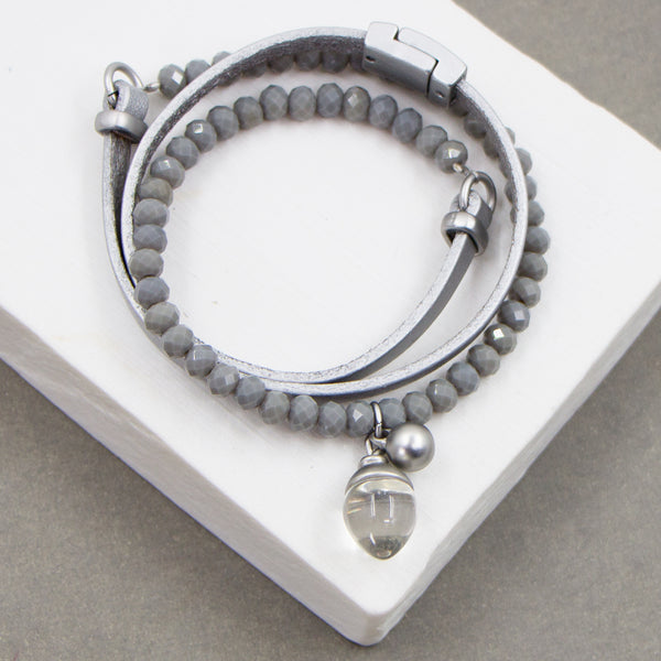 Resin pendant on beaded & leather bracelet