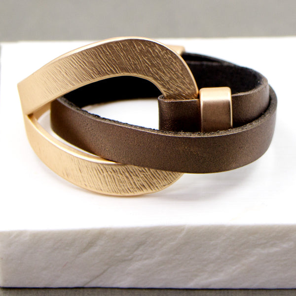 Chunky double wrap leather bracelet with mottled effect