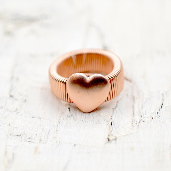 Smooth heart on chunky stretchy ring