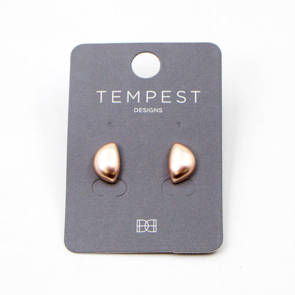 Smooth scratched effect half moon stud earrings