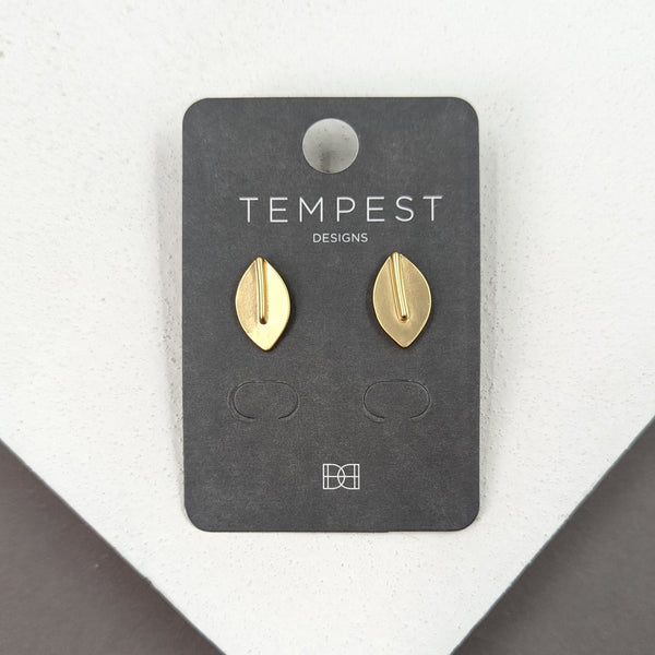 Contemporary leaf component stud earrings