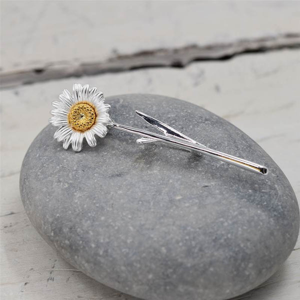 Matte silver plated daisy pin brooch