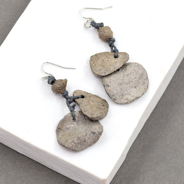 Recycled round wavy paper components and twine earrings